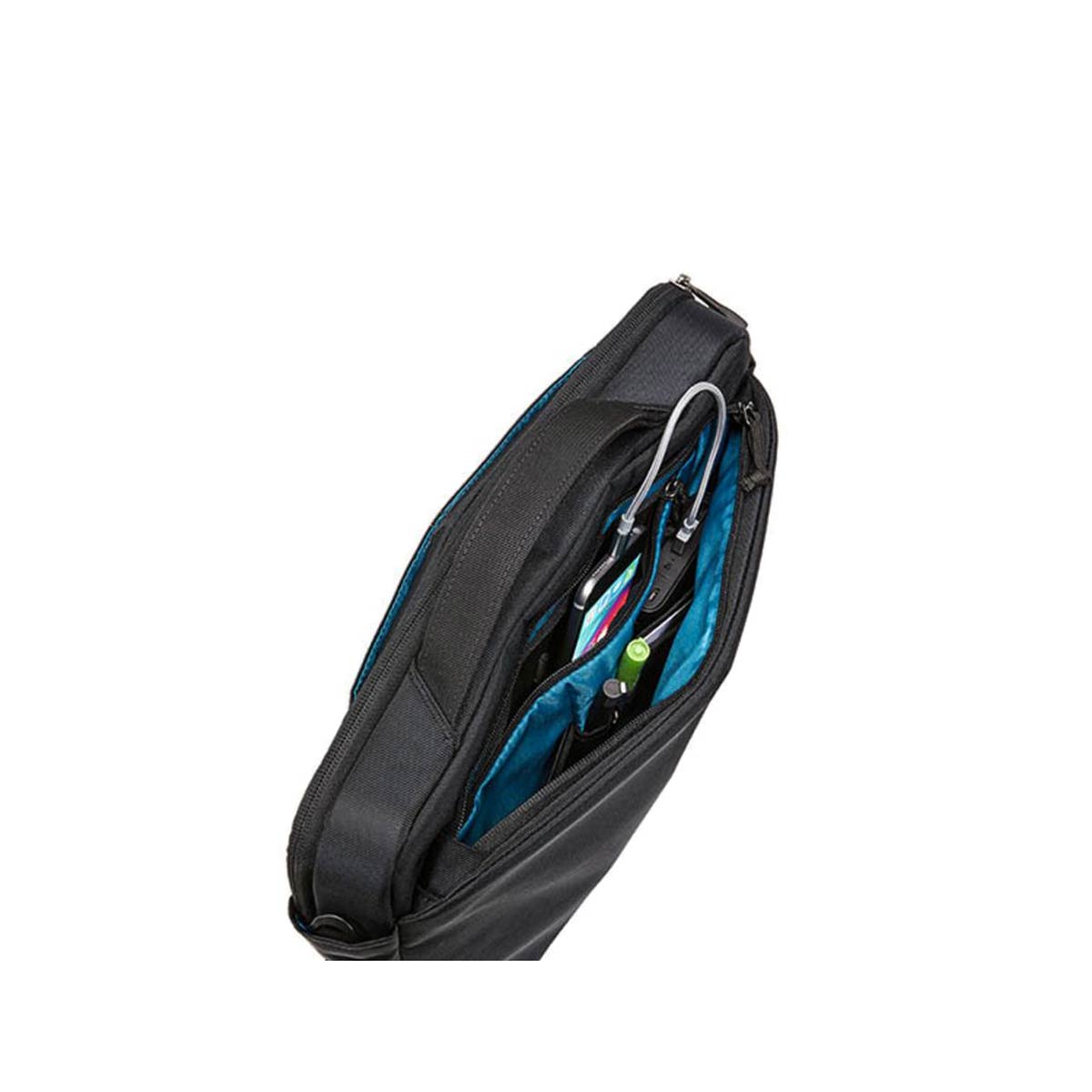 TSA-315B-THULE-LAPTOP-BAG-4